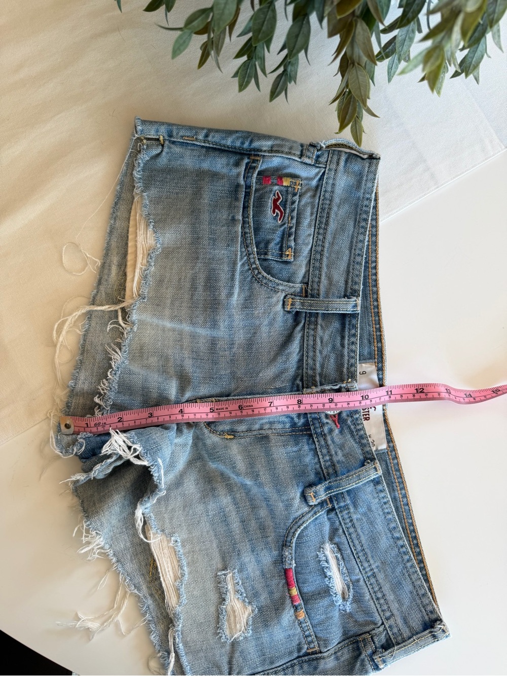 Vintage Hollister Low Rise Denim Shorts - Picture 3 of 5